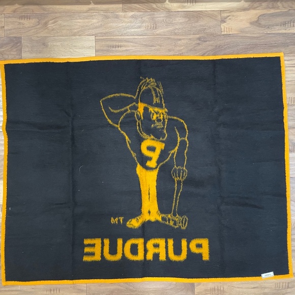 Excellent Condition Purdue University Biederlack Blanket - Picture 5 of 5